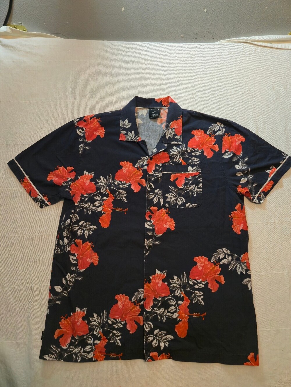 Vintage Y2K Empyre Large Black Floral Short Sleeve Button-Up Shirt